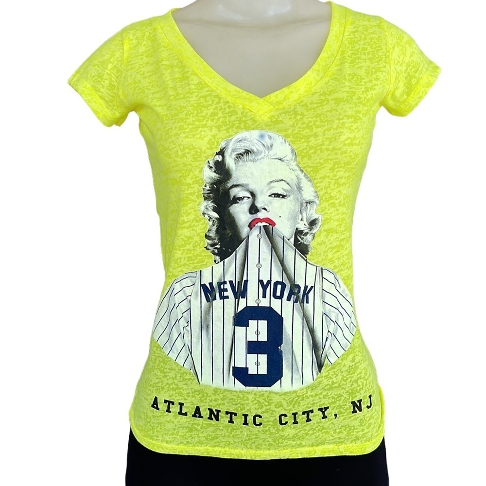 Marilyn Monroe Neon Yellow V-Neck Graphic Tee Pinstripe Baseball Print Size S

.